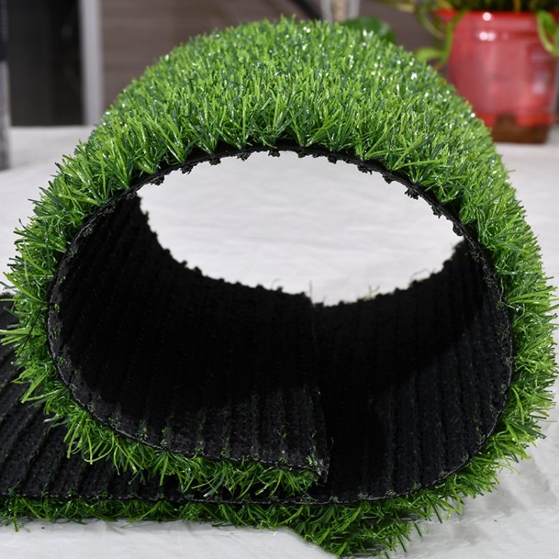 The factory provides realistic outdoor grass mats, artificial grass animal dog lawns