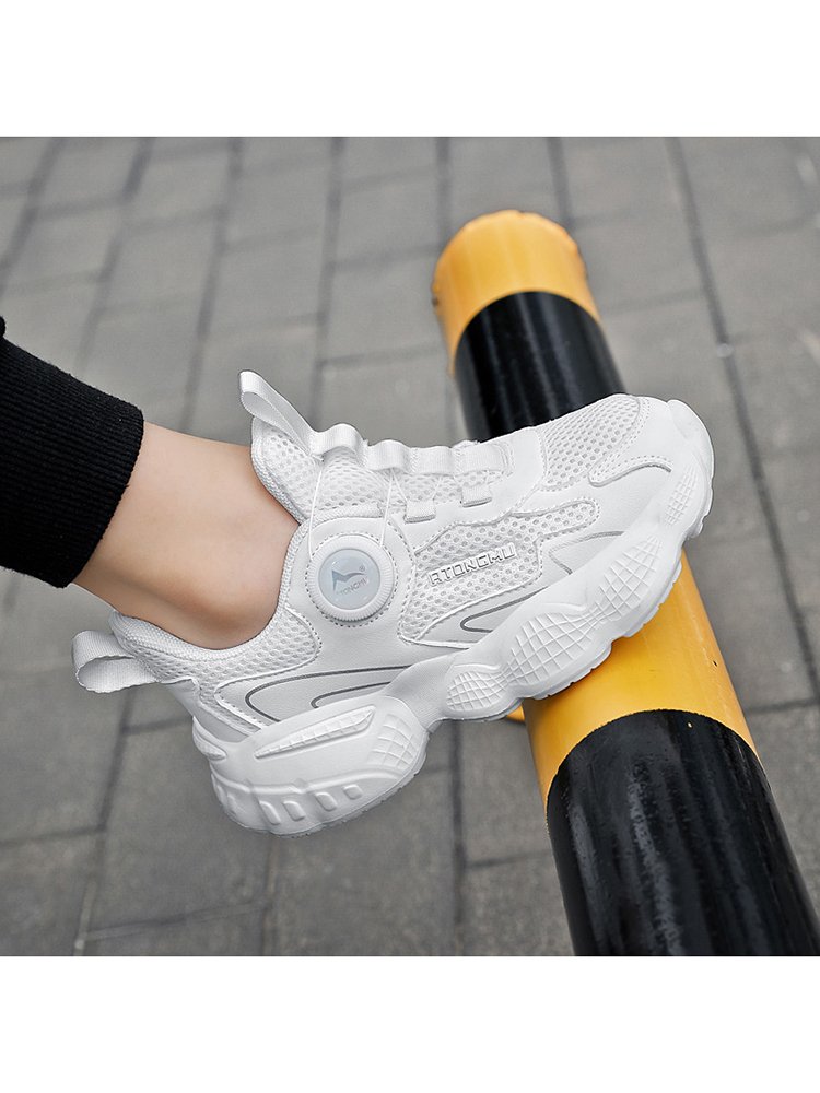 Li Ning Hyun, a black girl with 2024 new sports and leisure shoes