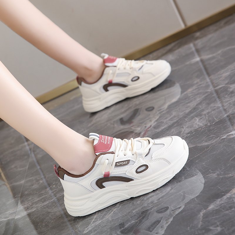 A 2024-year-old girl on a shit-shoe