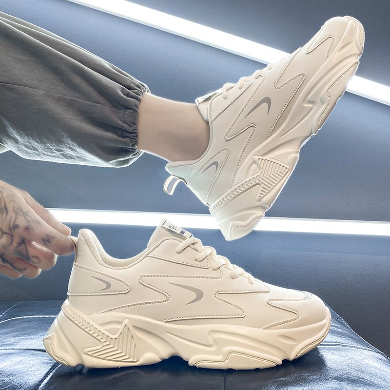 A new 2024 in the Autumn Shoes, a young man's sport