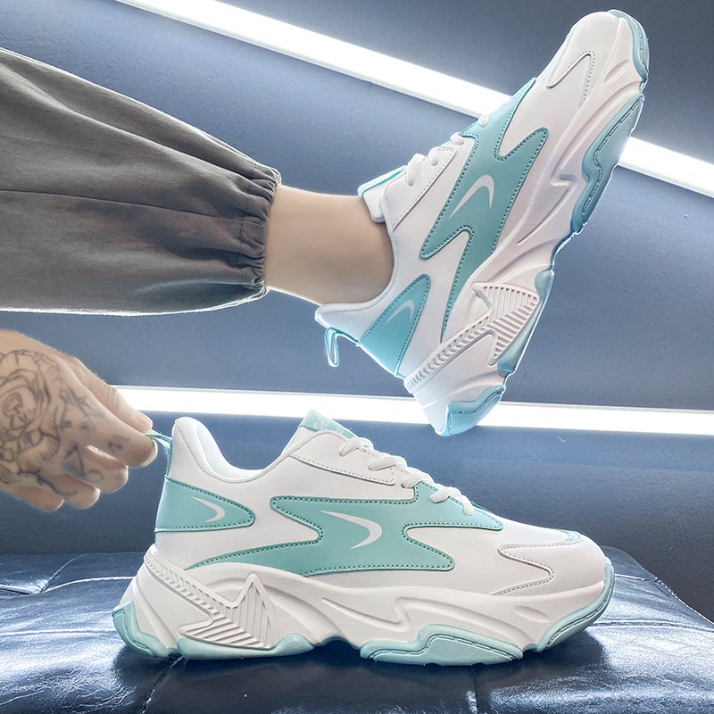 A new 2024 in the Autumn Shoes, a young man's sport