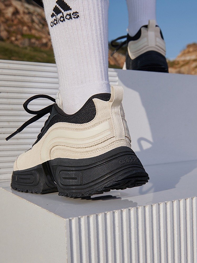 Fantasy FLOW Big Daddy Shores, Didas Adidas Light Movement