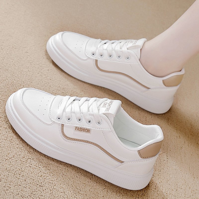 The little white-shoe girl with the leather, 2024 summer, with the new thick-fashion girl with the tweeds