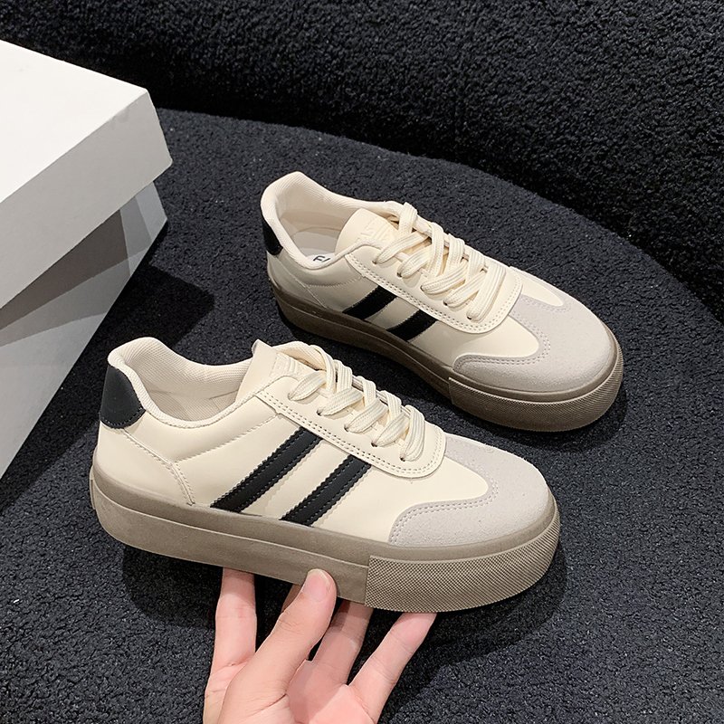 A new 2024 for the hot-shoes and the hot-shoe-shoe-shoe girl