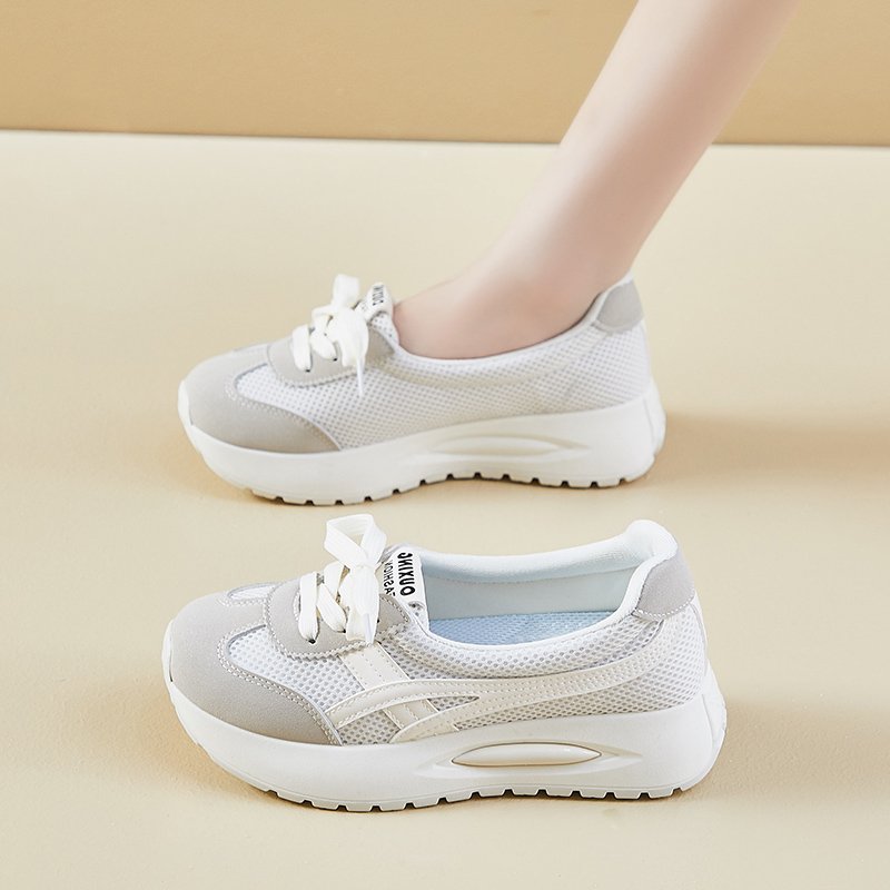 The German shoe girl, 2024, has a new kosher-size kosher