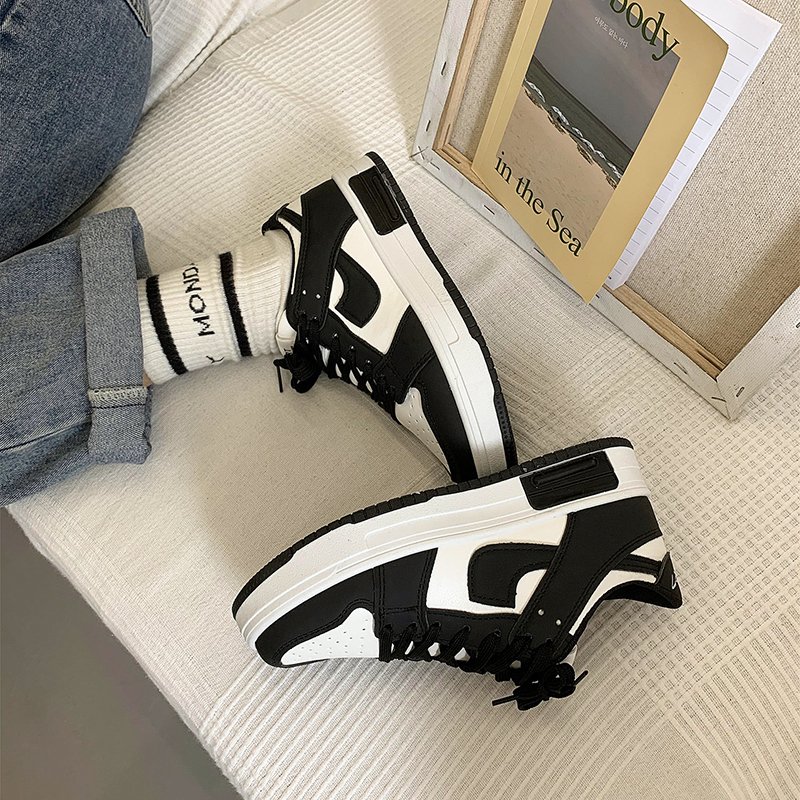 the 2024-high-floor sports shoe girl spring and autumn ins, the new one for winter