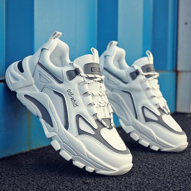 Hung Sing's net male shoes are air-freighted net shoes for young men and boys