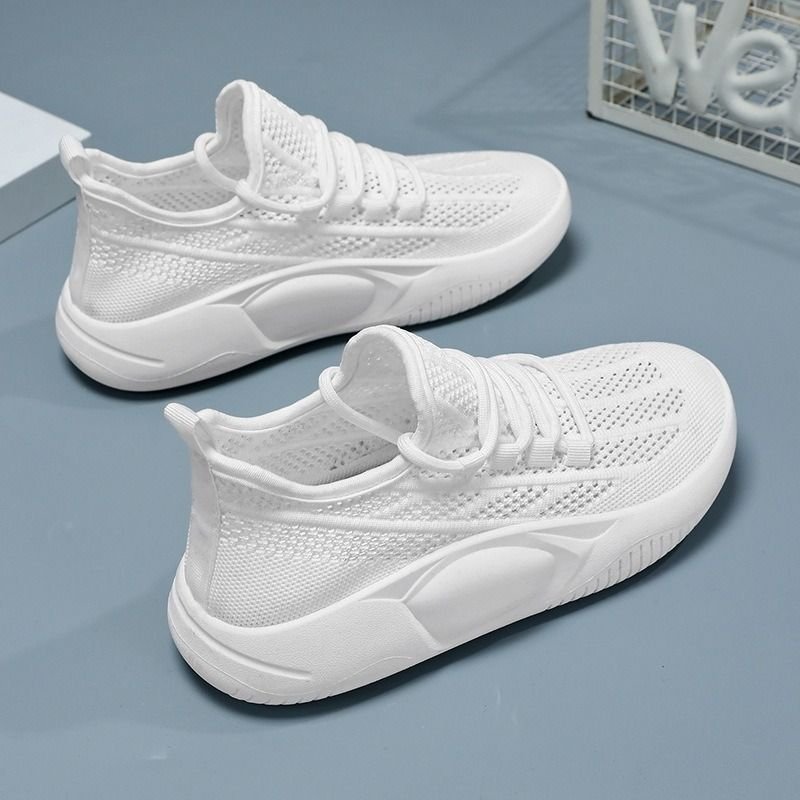 The new 2024 for the summer air-breeding women's shoes is not tired of black shoes
