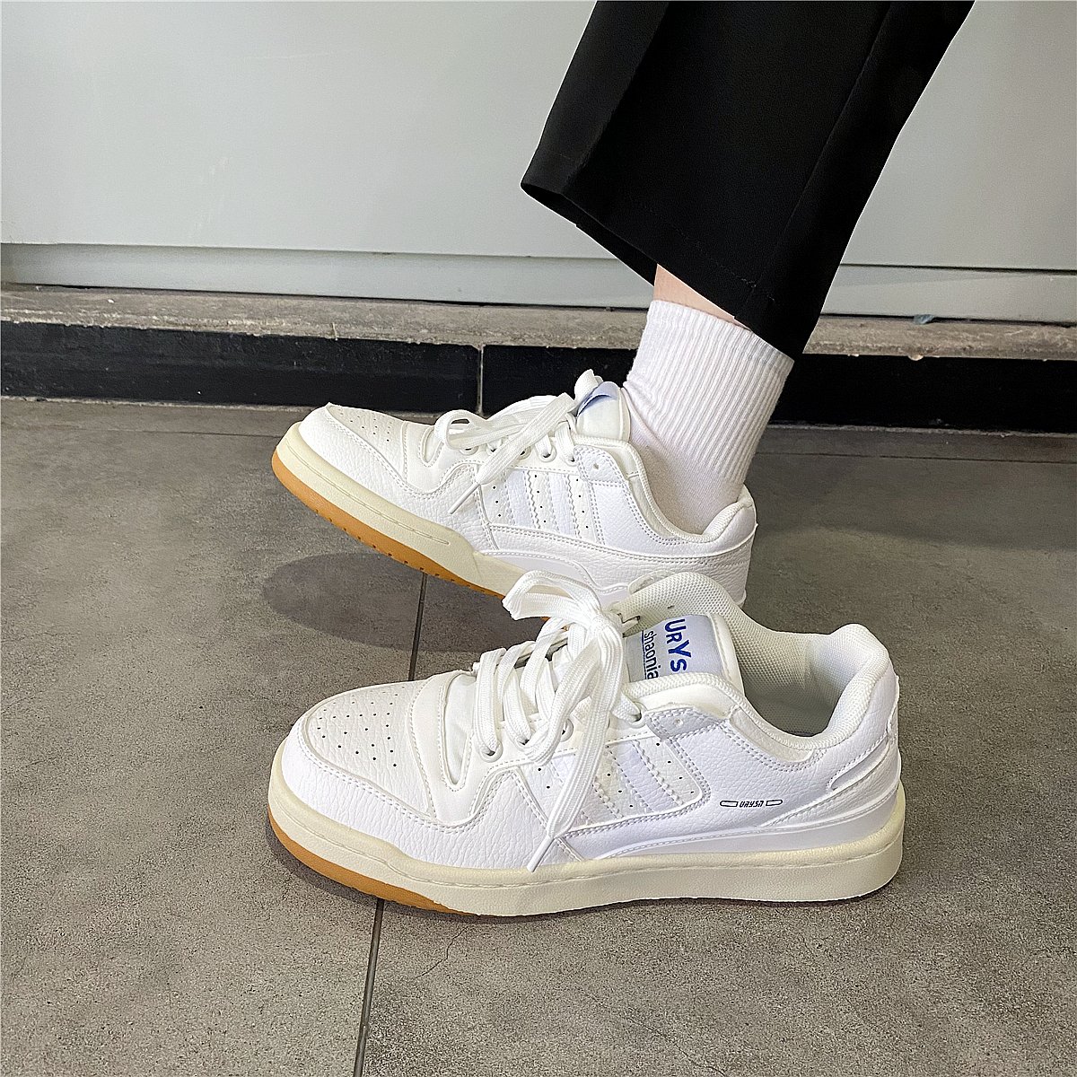 hong kong men's shoes are super hot for couples