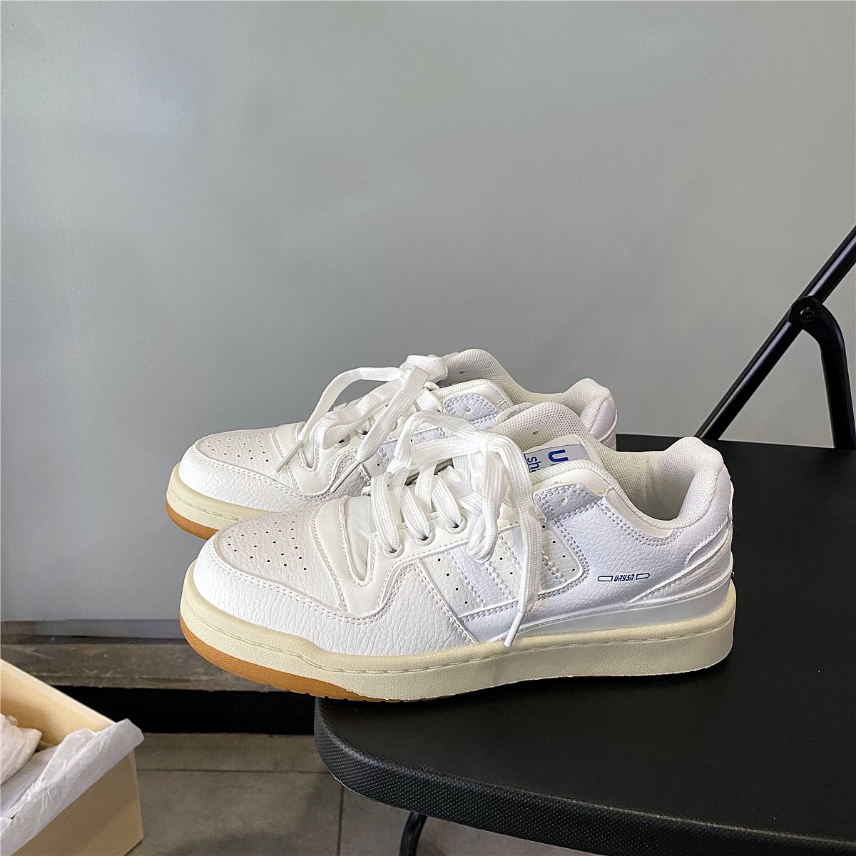 hong kong men's shoes are super hot for couples