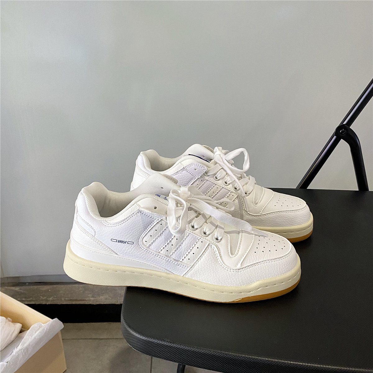 hong kong men's shoes are super hot for couples