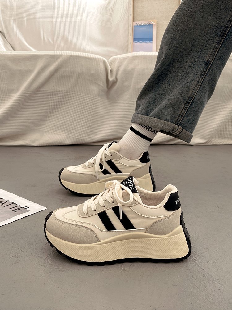 The big, fat old man's shoe girl's got 2024 new super-heat-recreational shoes in spring