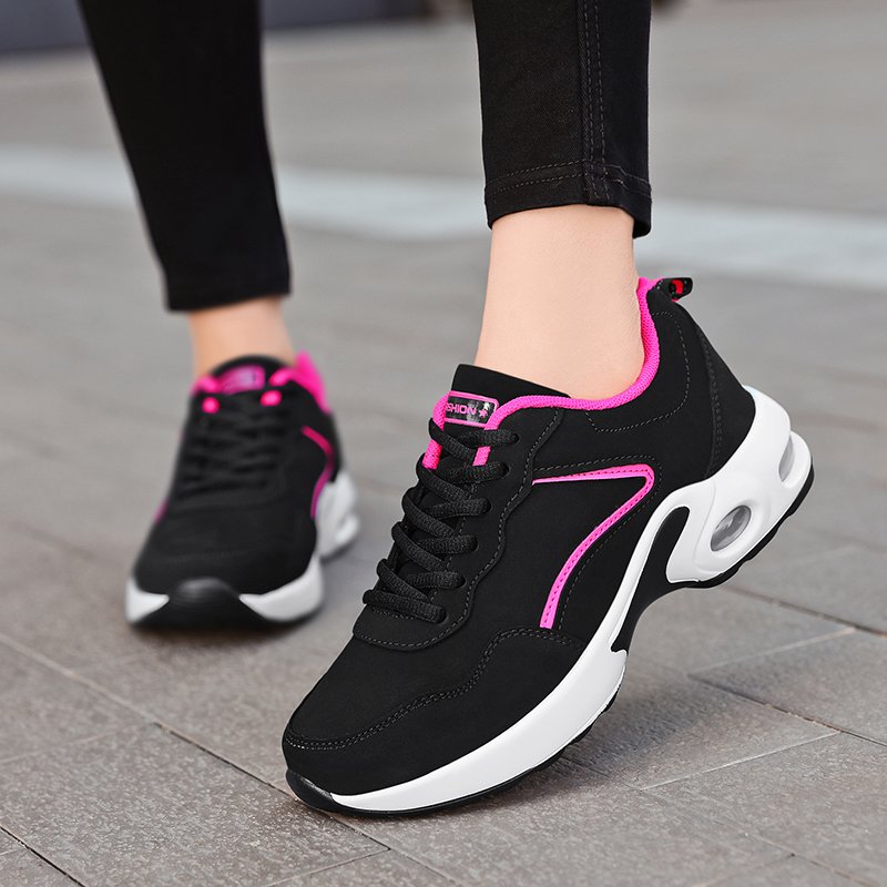 "Spring and Autumn Shoes for Slippering Mother's Sports Shoes"