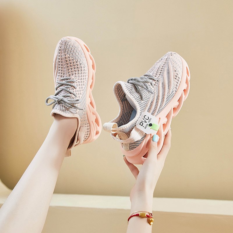 A new 2024 for running shoegirls in the summer