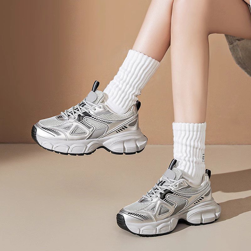 Ogurts on the silver old man's shoes and girls' 2024 summer new, thick bottom women's net, air-breathing girls' shoes