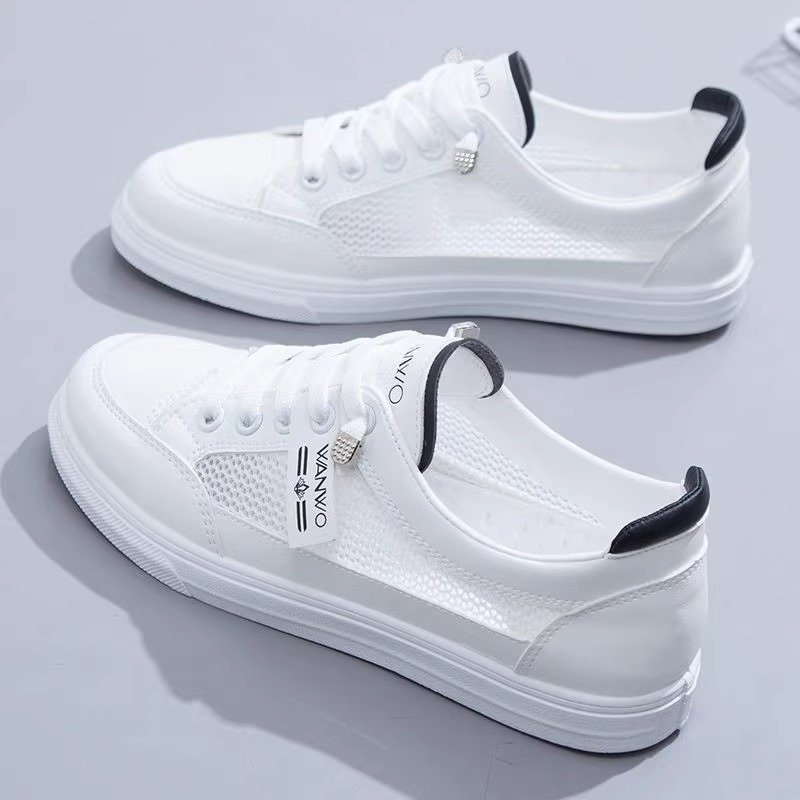 Little white shoegirls with 2024 new shoes and ablaze and ablution