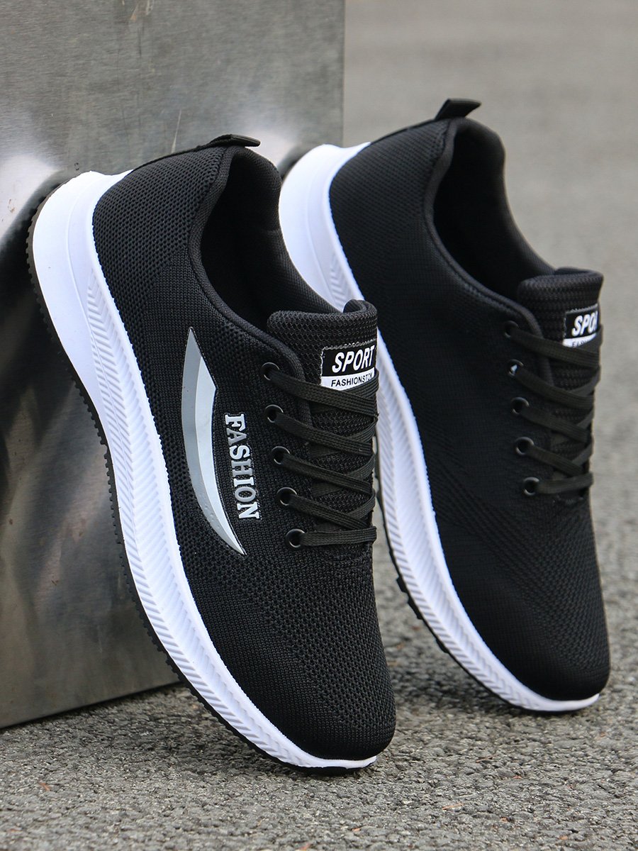 New sports shoes for men in spring and summer