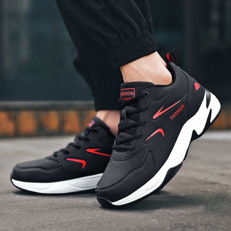 Autumn and winter sports shoes for boys in junior high school, and water-resistant and sandal-resistant