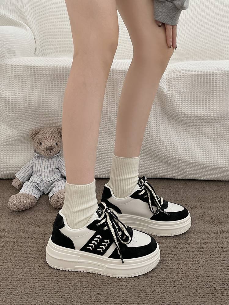 the big, thick, white-shoe girl, 2024 spring-autumn new students recreational queens of pancake shoes