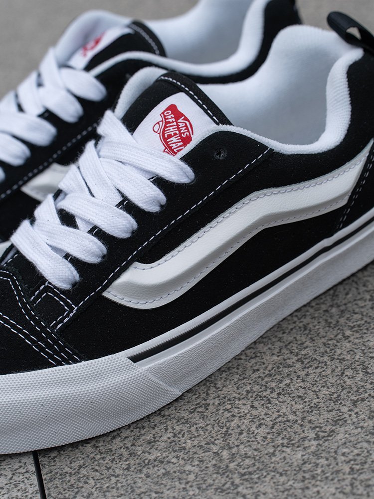 Vans Vance, official