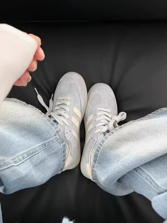 The real leather-shoe girl had a new stylist for the summer of 2024