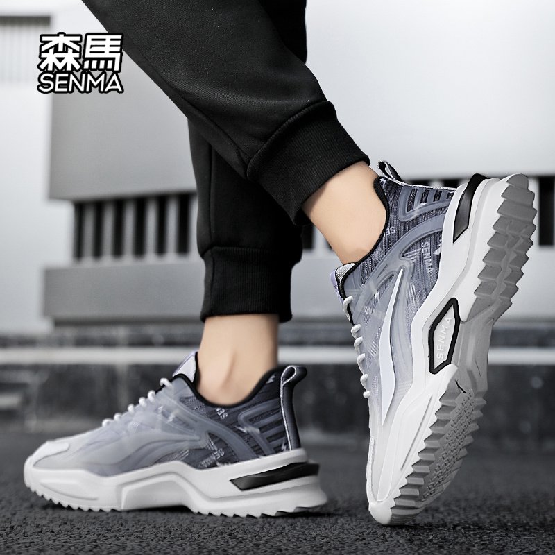 A new 2024 summer, spring and autumn sneakers
