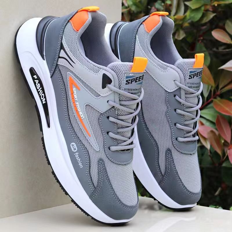 ♪ The men's shoes are so soft ♪