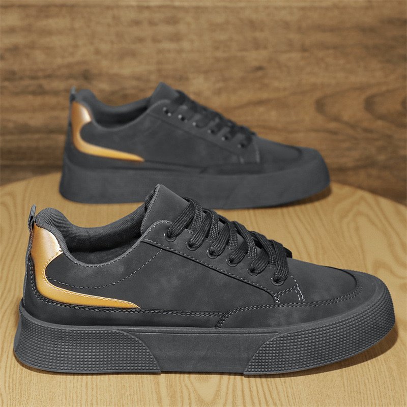 New men's shoes, black men's job in the summer