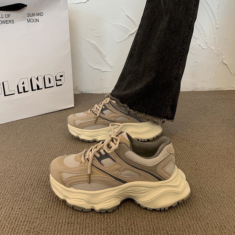 A new 2024 gray old old man's shoe and girl's