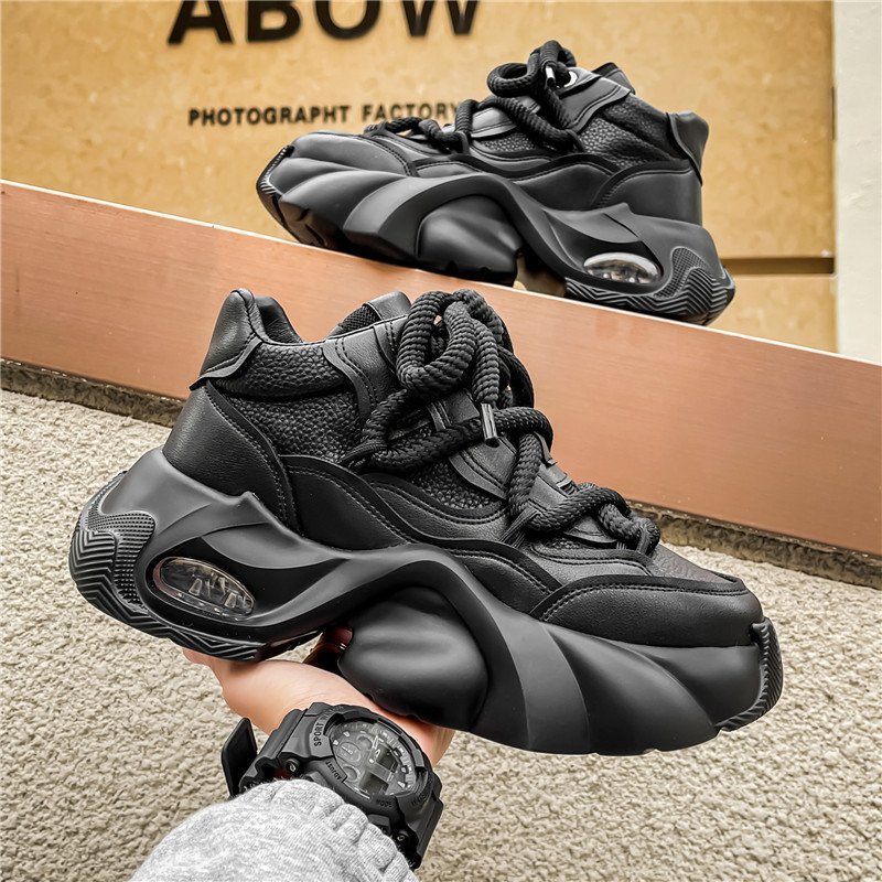Men's shoes are so high in the summer, they're so high, they're so high in the bottom of the sport