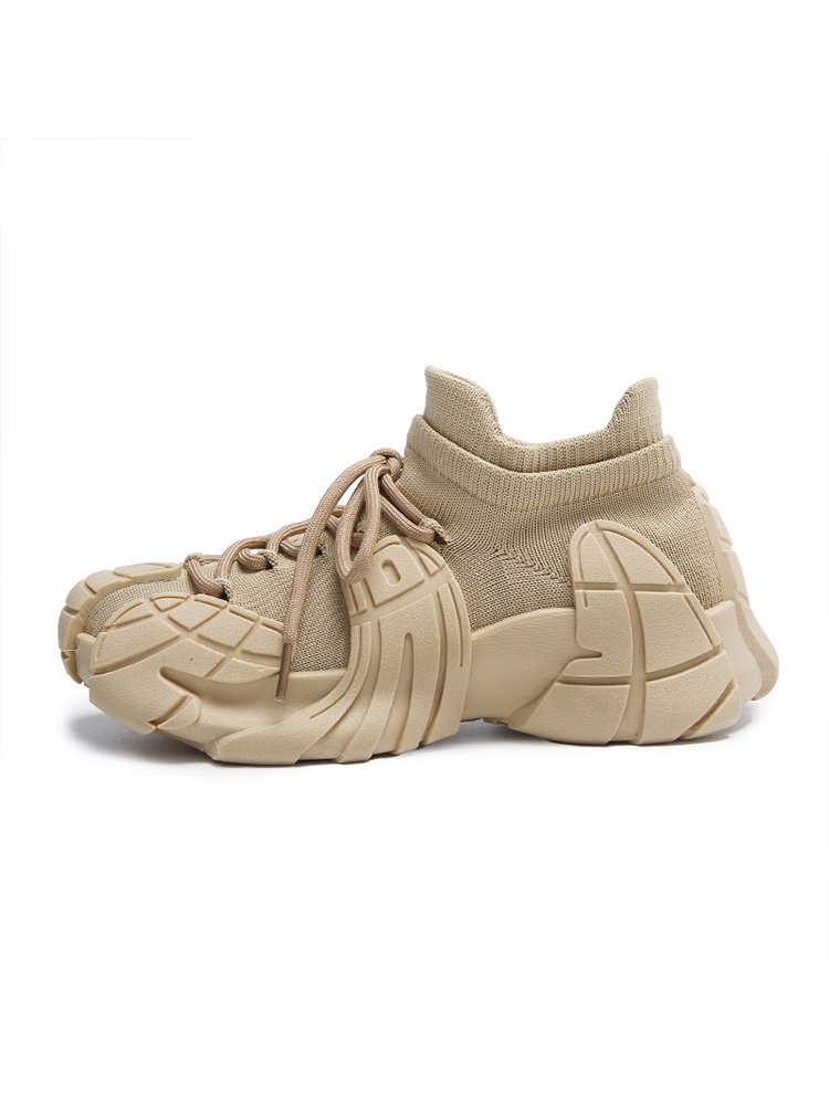 The new 2024 for the Flying Sock Shoegirl, the Autumn Net, light-fried old man's sneakers