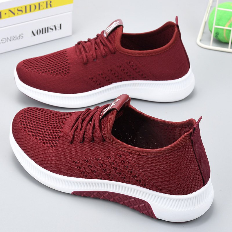 Spring and Autumn New Old Peking Shoes Solo Shoes Slippered Mother Shoes Lightly Slippered Ms. Sports Shoes