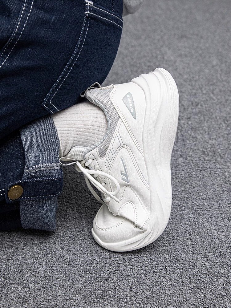 A new 2024 in retrospect sneakers