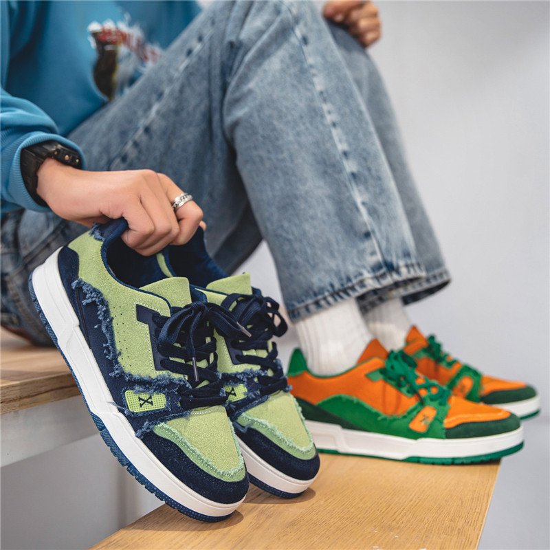 The small crowd designed the original sauerkraut man's summer tarpaulin shoes to breathe through the sports and leisure shoes