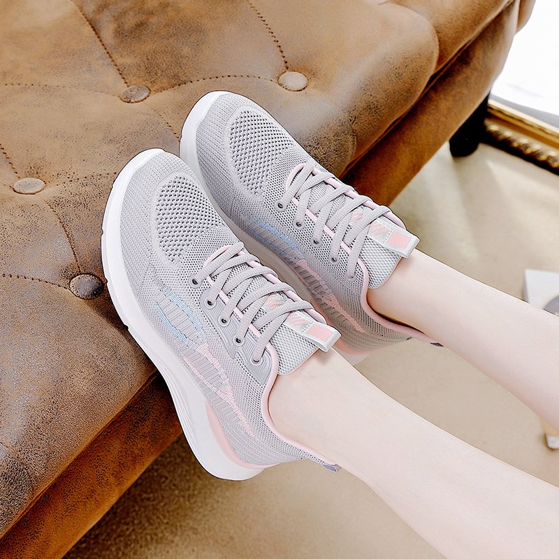 Special-priced women's shoes, 2024 spring, new soft-down sports shoes, little white shoes, one-shoe-run shoes