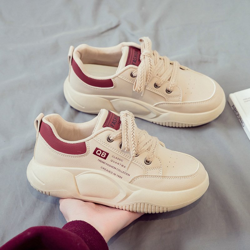 The new 2024 in the spring of Angry's heavy sneakers, stomping on the shit-skinned leisure shoes