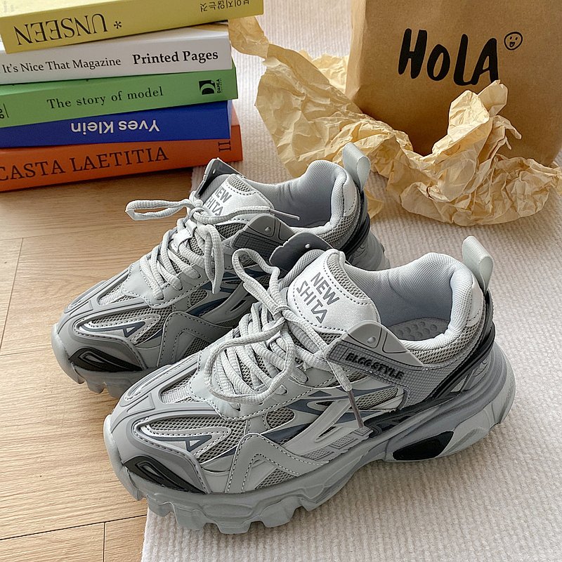 the hong kong wind has increased the number of lovers, old man's shoes, in the autumn of 2024