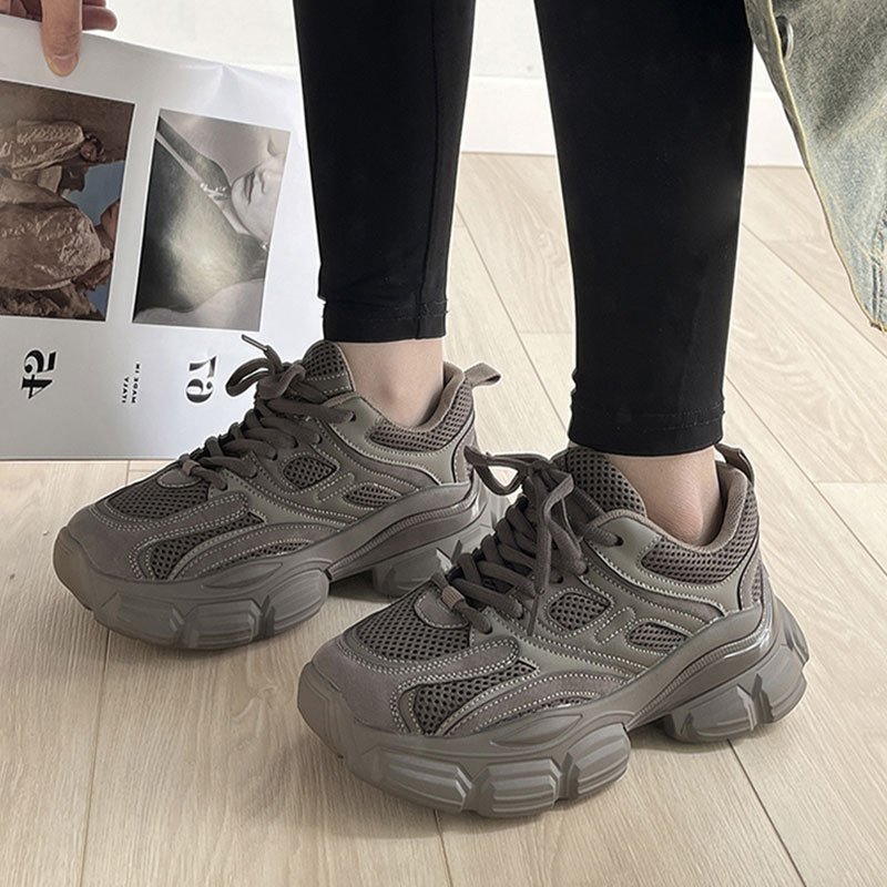 ins retrospect, the old man's shoe girl, in the spring of 2024, light-heavy and light-heavy