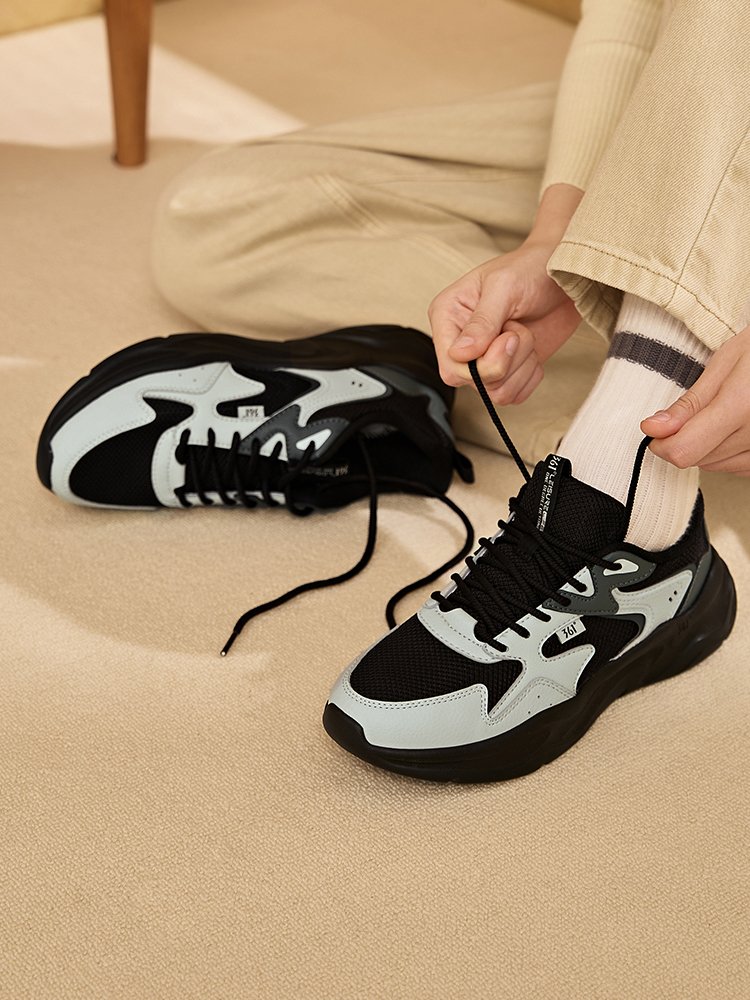 361 women's sneakers light on the net in the fall of 2024, light on the old man's shoes and light on the leisure shoes