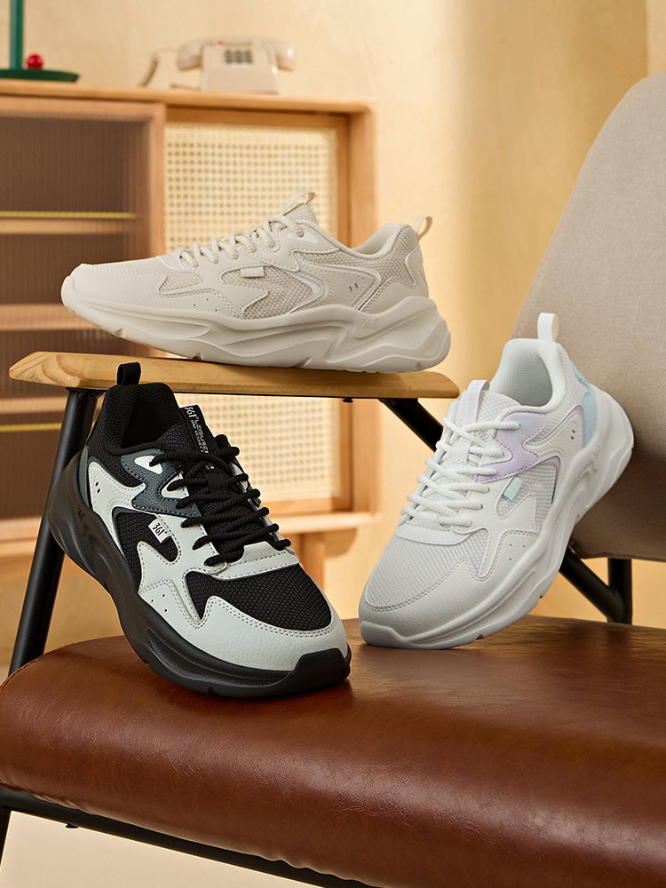 361 women's sneakers light on the net in the fall of 2024, light on the old man's shoes and light on the leisure shoes