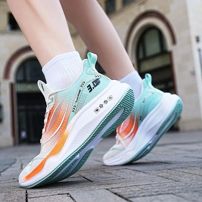 Zhu Jiu's super-low-carbon-shoe-shoe-shoe-shoe-shoe-shoe-skinned summer stun-shock-shoe student training in shoes