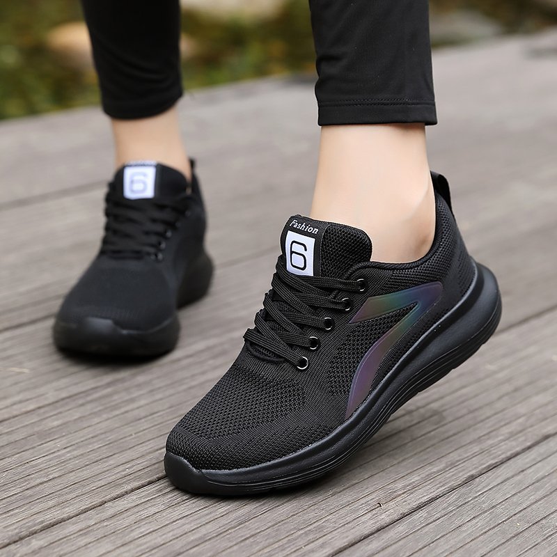 Reactivate the new Autumn Shoes, air-respiratory sports shoes, and light-scrambling girls' shoes