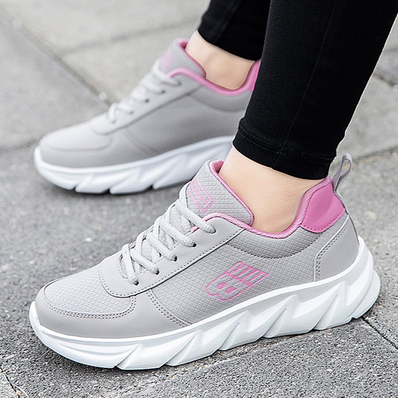 Mother's shoes and children's spring and autumn shoes and girls' tremors and soft-soft-sleeved leisure shoes