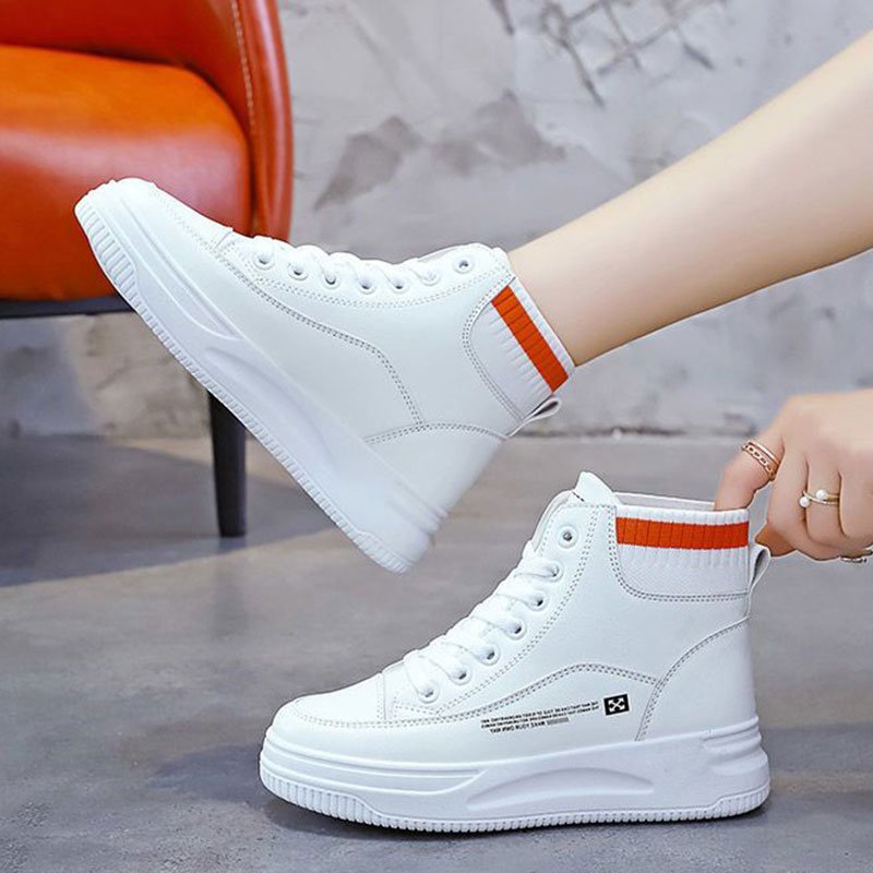 the new 2024 autumn shoes for the white shoes