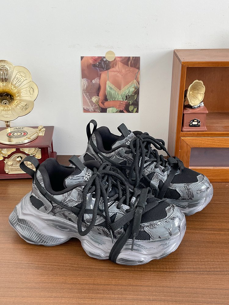 he's an old black warrior's shoe girl