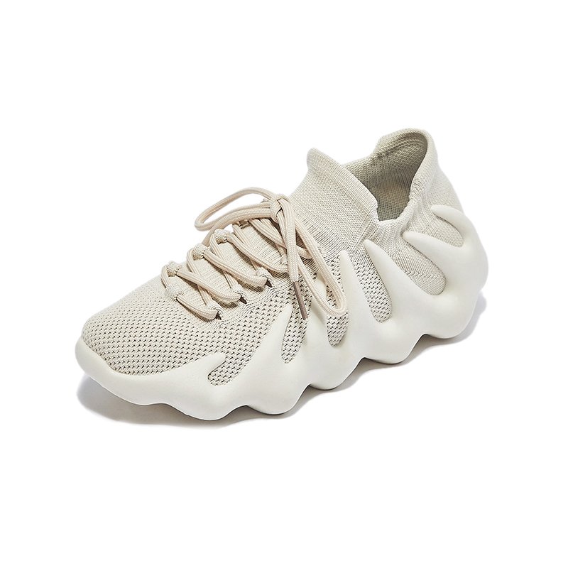 "Soft Coconut Shoegirl 2024 trained in sneakers, gymnasium jumper, eight claws, shoe-shoe dress."
