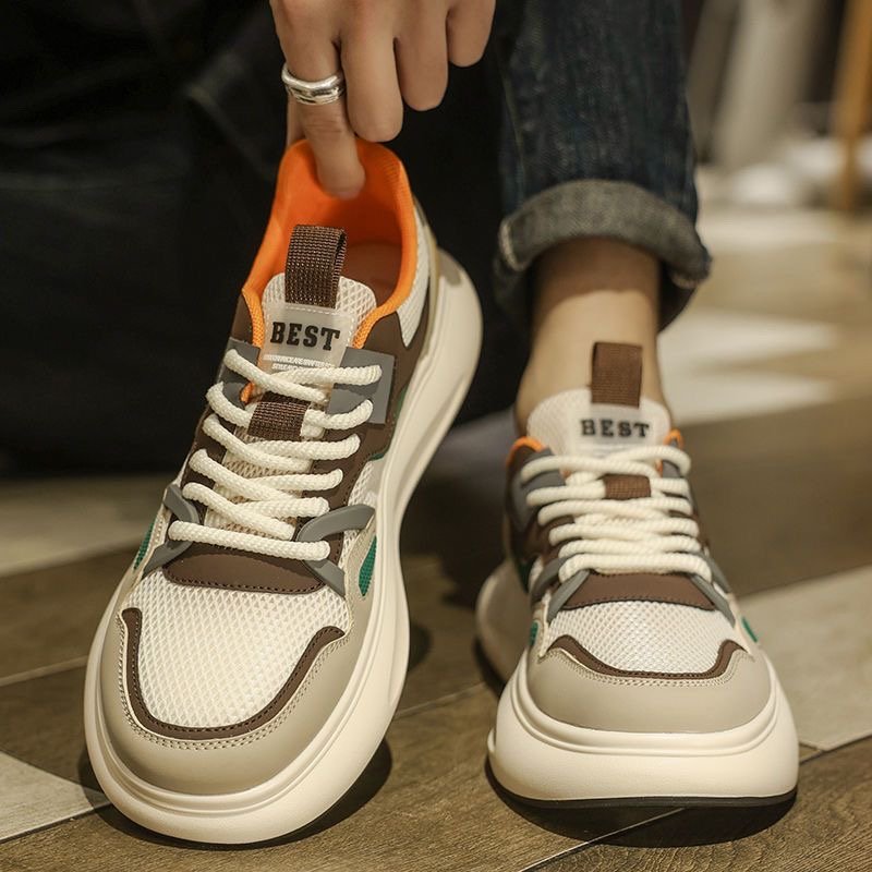 A new 2024 for men in their summer shoes