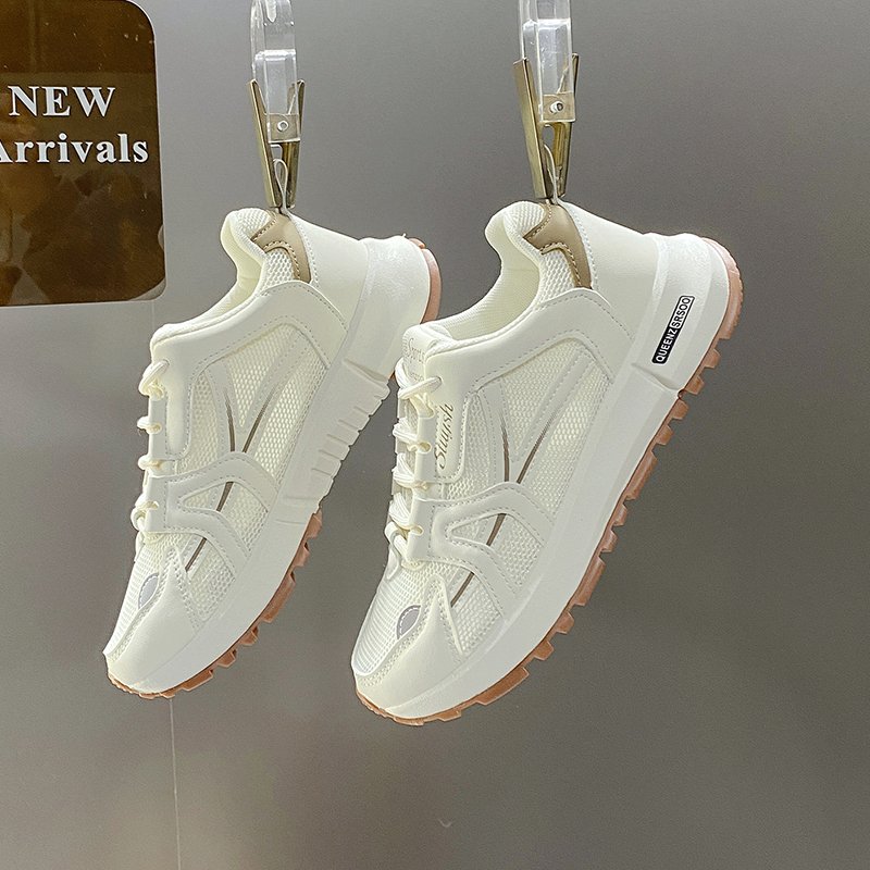 The new junior high school student, 2024, light-shocked Agang's shoes running, Dad