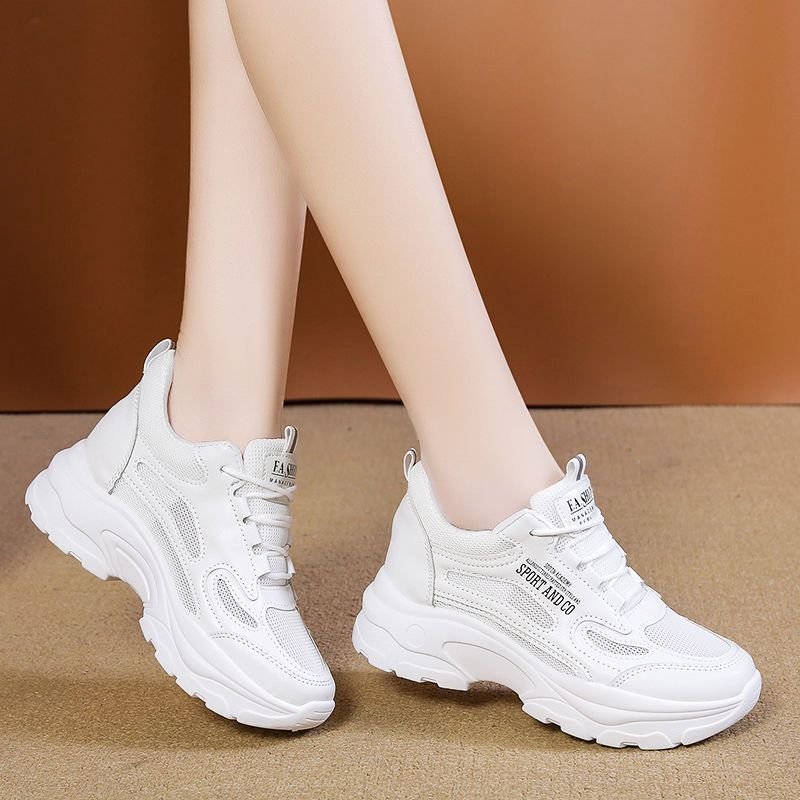 The new white shoe 2024 in the brand-named clean-shoe girls' spring and summer-explosion net