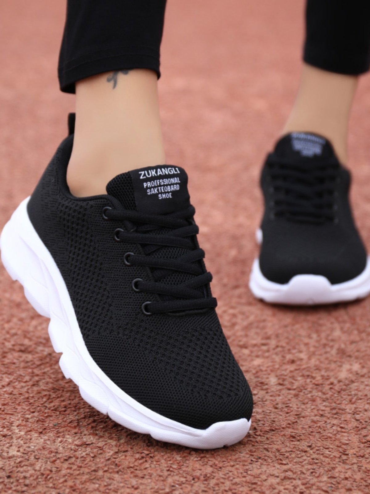 Sneaky-shoe-deficient soft-soft, soft-soft, soft-soft, black-shoe-shoe-resistant tourist shoes